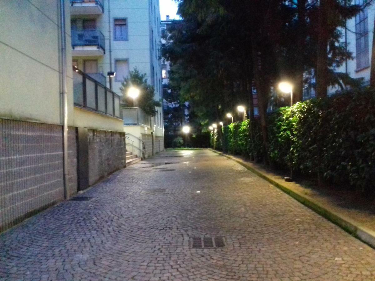 Zara Cosy & Cheap Apt - Easy Parking Apartamento *